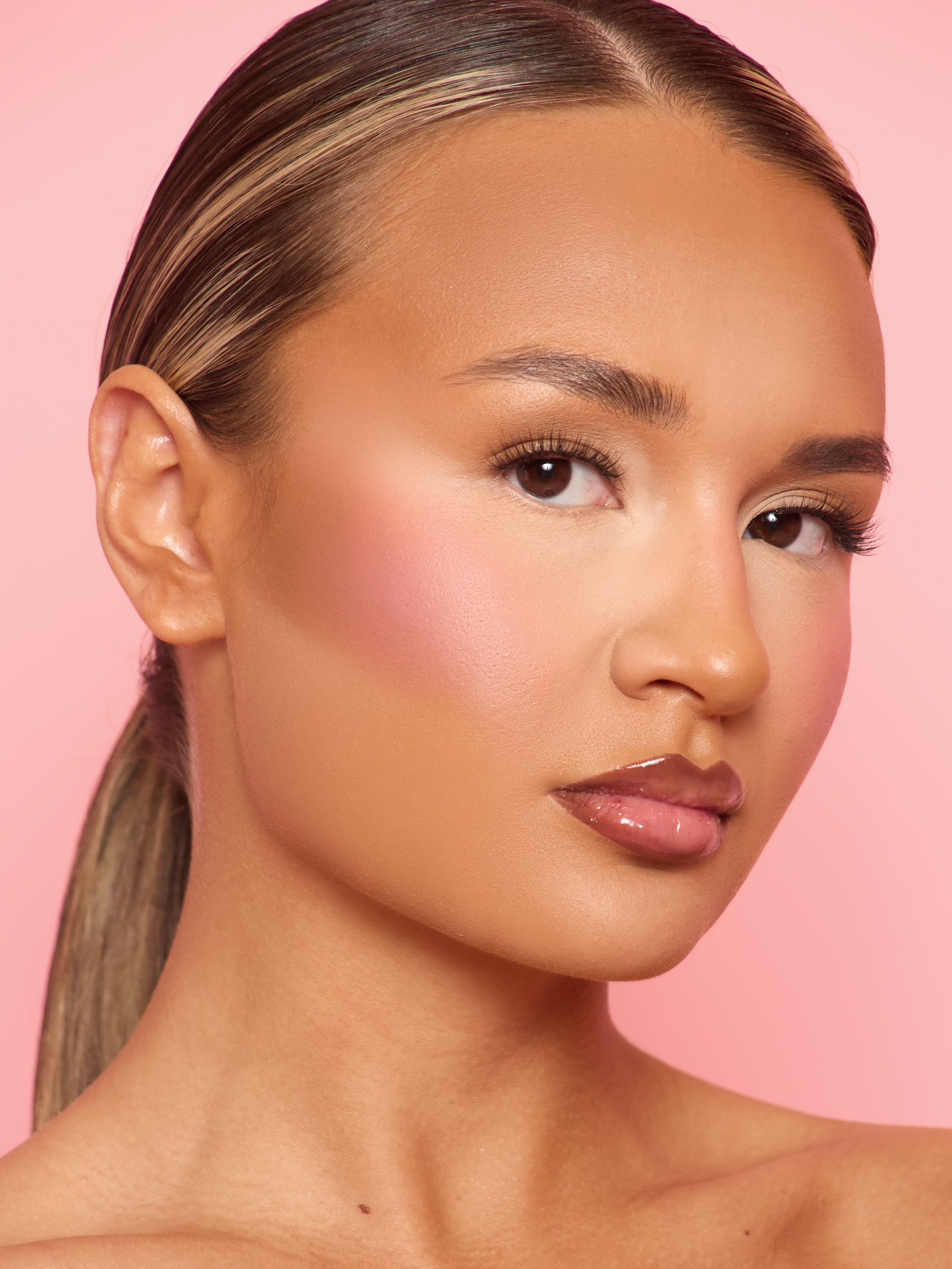 P.Louise Under-Eye Brightening Powder - Image 85